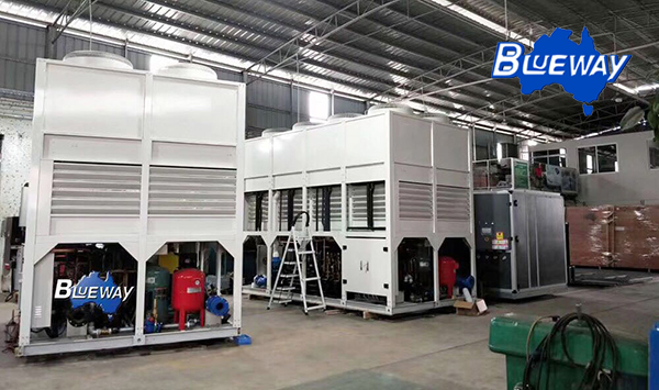 浦路威公司2020年最大型的自主研發(fā)產(chǎn)品:組合蒸發(fā)冷凝冷水熱泵機組