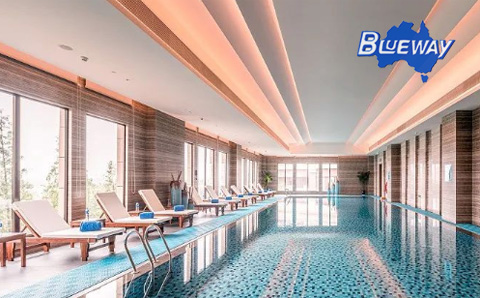 如何選擇泳池?zé)岜貌拍芗雀咝в止?jié)能？